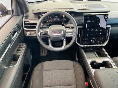 New 2026 GMC Acadia Elevation image 16