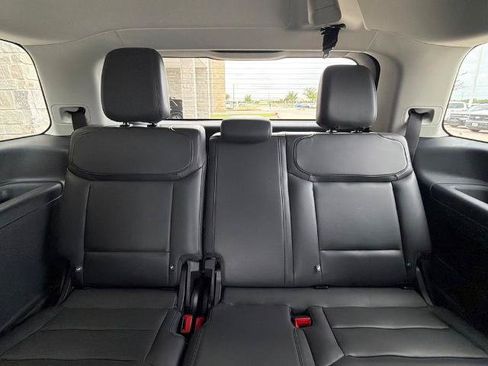 New 2026 Ford Expedition Active RWD image 44