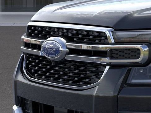 New 2025 Ford Ranger Lariat w/ FX4 Off-Road Package AWD/4WD image 17
