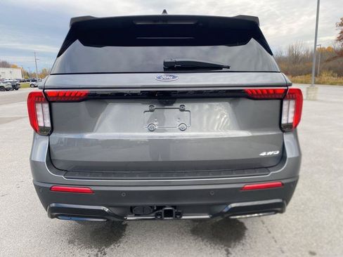New 2026 Ford Explorer ST-Line w/ ST-Line Street Pack AWD/4WD image 11