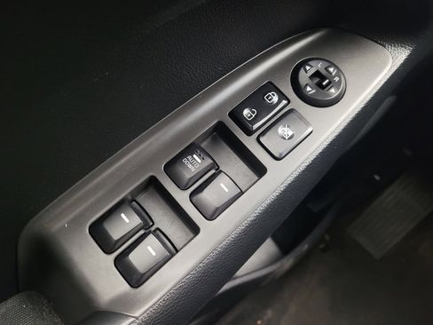 Used 2017 Kia Forte LX FWD image 27