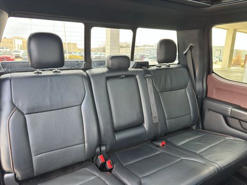 Used 2021 Ford F150 Lariat w/ Equipment Group 502A High image 40