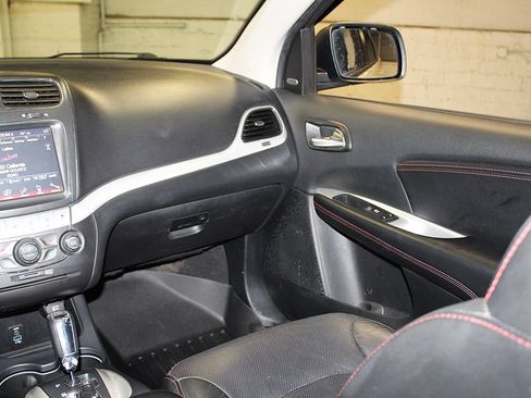 Used 2019 Dodge Journey GT AWD/4WD image 29