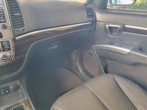 Used 2011 Hyundai Santa Fe Limited AWD/4WD image 11