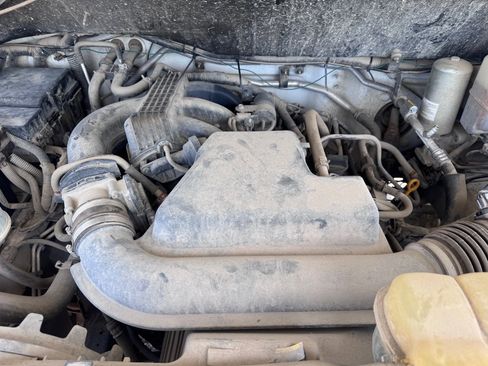 Used 2019 Nissan NV 2500 S image 5