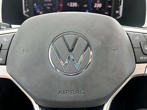 Used 2023 Volkswagen Atlas SE w/ Black Wheel Package AWD/4WD image 27