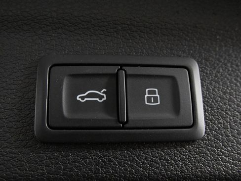 Used 2022 Audi Q3 2.0T Premium Plus image 37