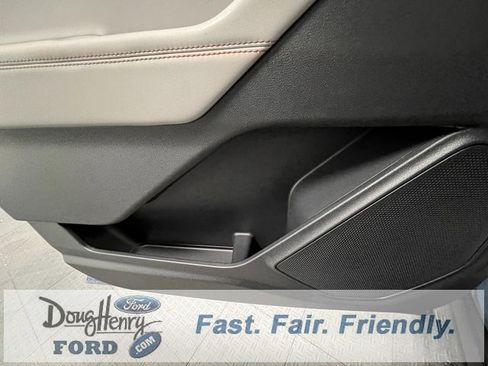 New 2026 Ford Explorer Active w/ Active Comfort Package image 30