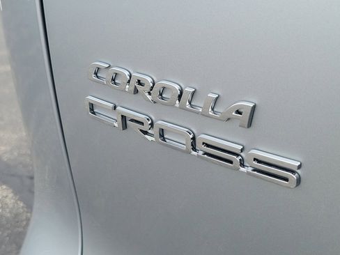 New 2026 Toyota Corolla Cross L image 7