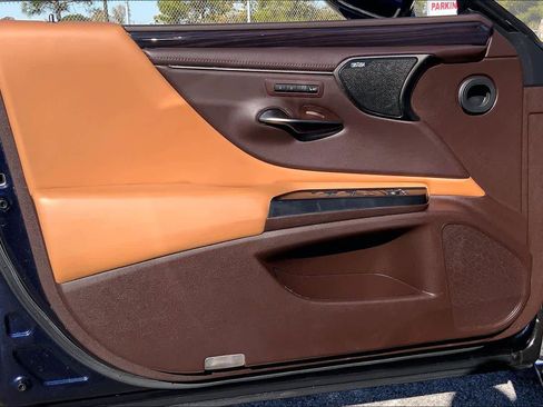 Used 2020 Lexus ES 350 Ultra Luxury image 20