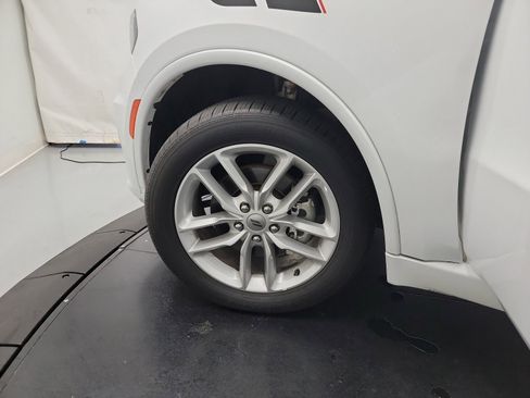 Used 2023 Dodge Durango GT image 28