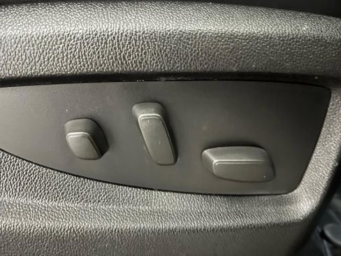 Used 2014 GMC Sierra 1500 SLT w/ SLT Preferred Package image 21