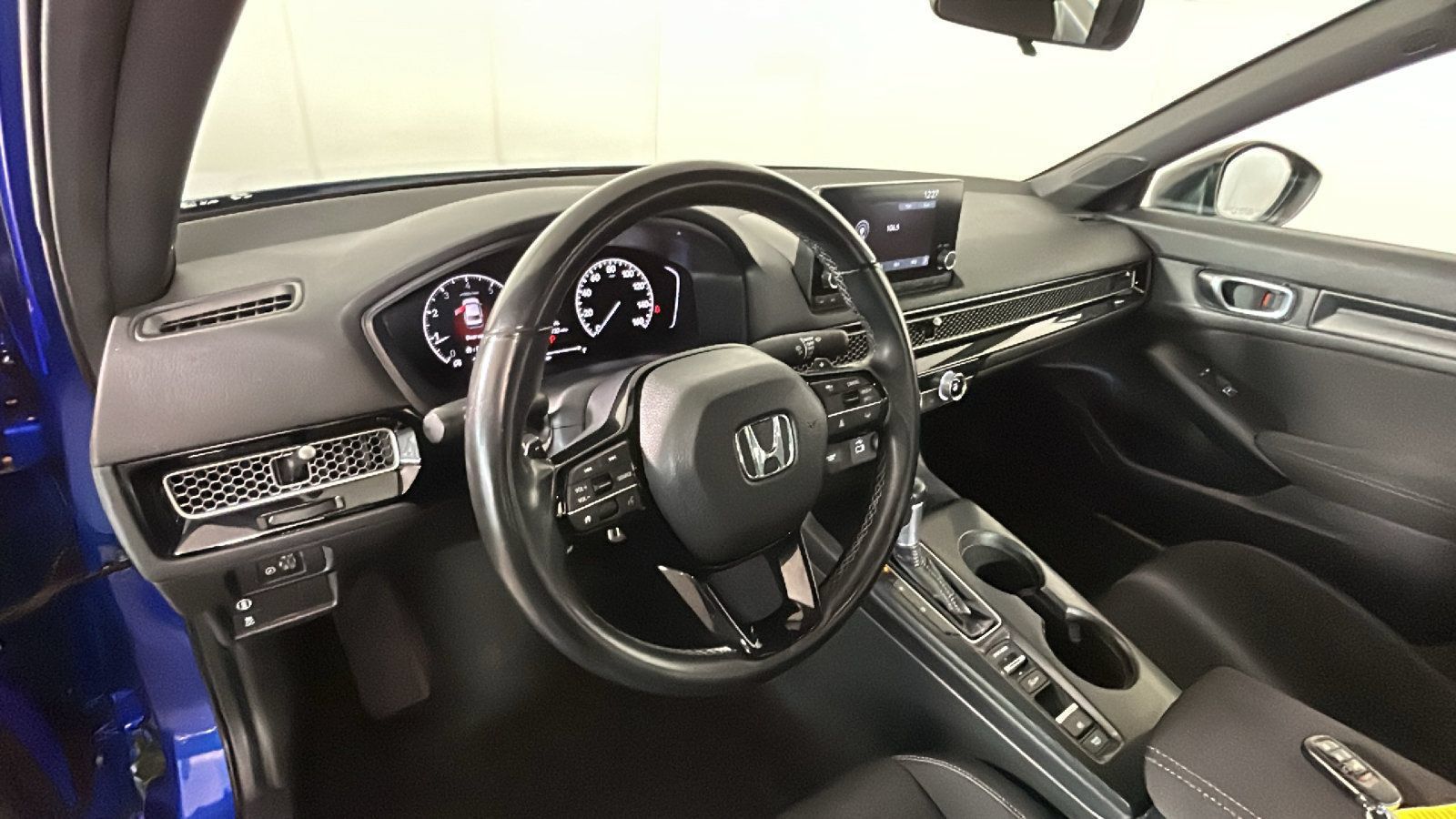 Used 2022 Honda Civic Sport image 14