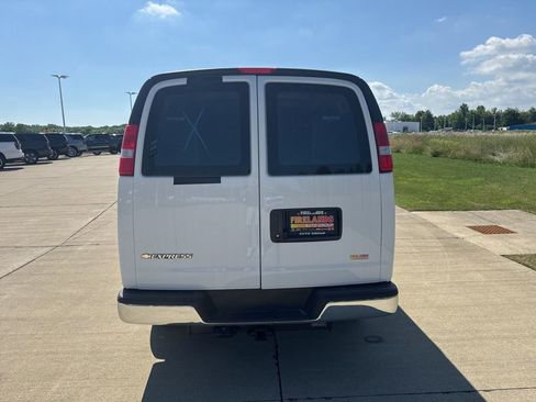 New 2025 Chevrolet Express 2500 Work Van w/ Driver Convenience Package image 8