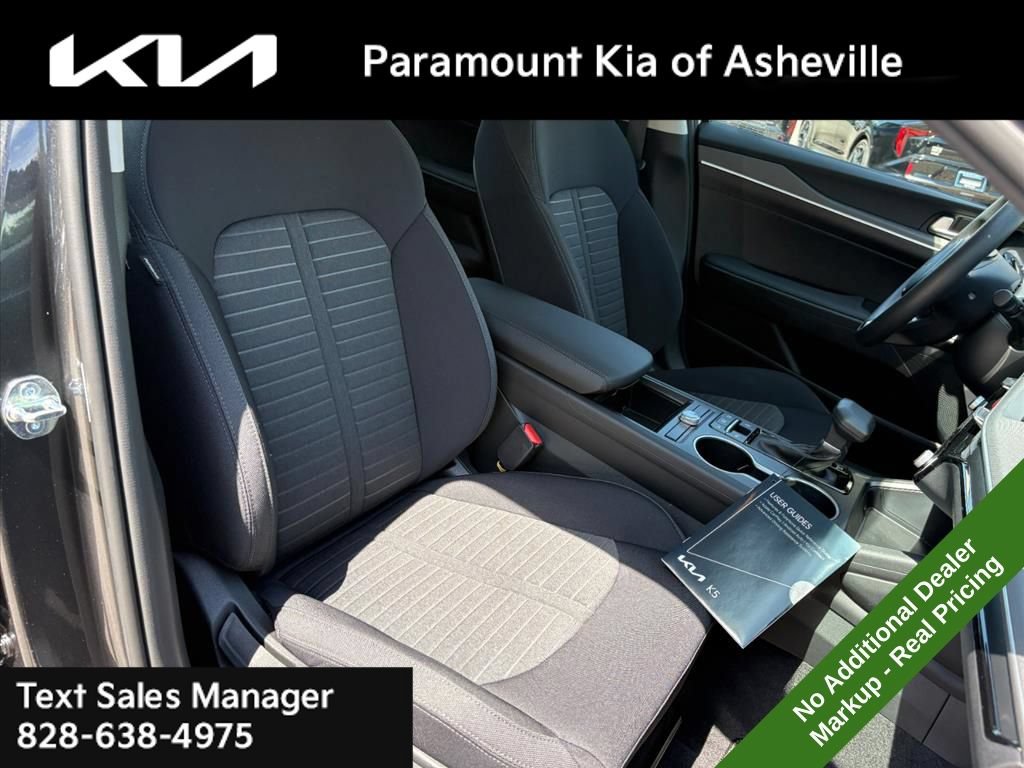 New 2026 Kia K5 LXS FWD image 18