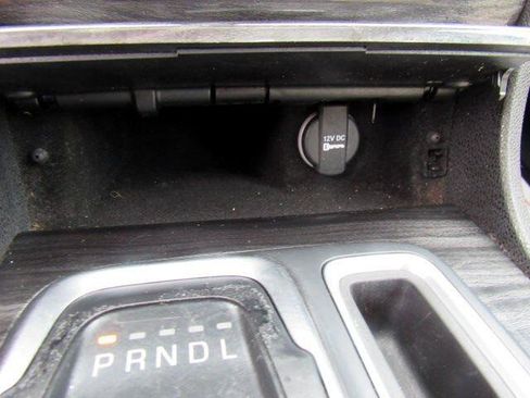 Used 2019 Chrysler 300 Touring L w/ Quick Order Package 22F image 36