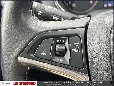 Used 2020 Buick Encore Preferred FWD image 23