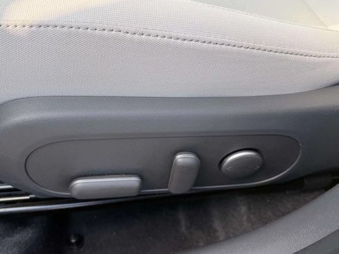 Used 2024 Hyundai Kona SEL w/ Convenience Package FWD image 28
