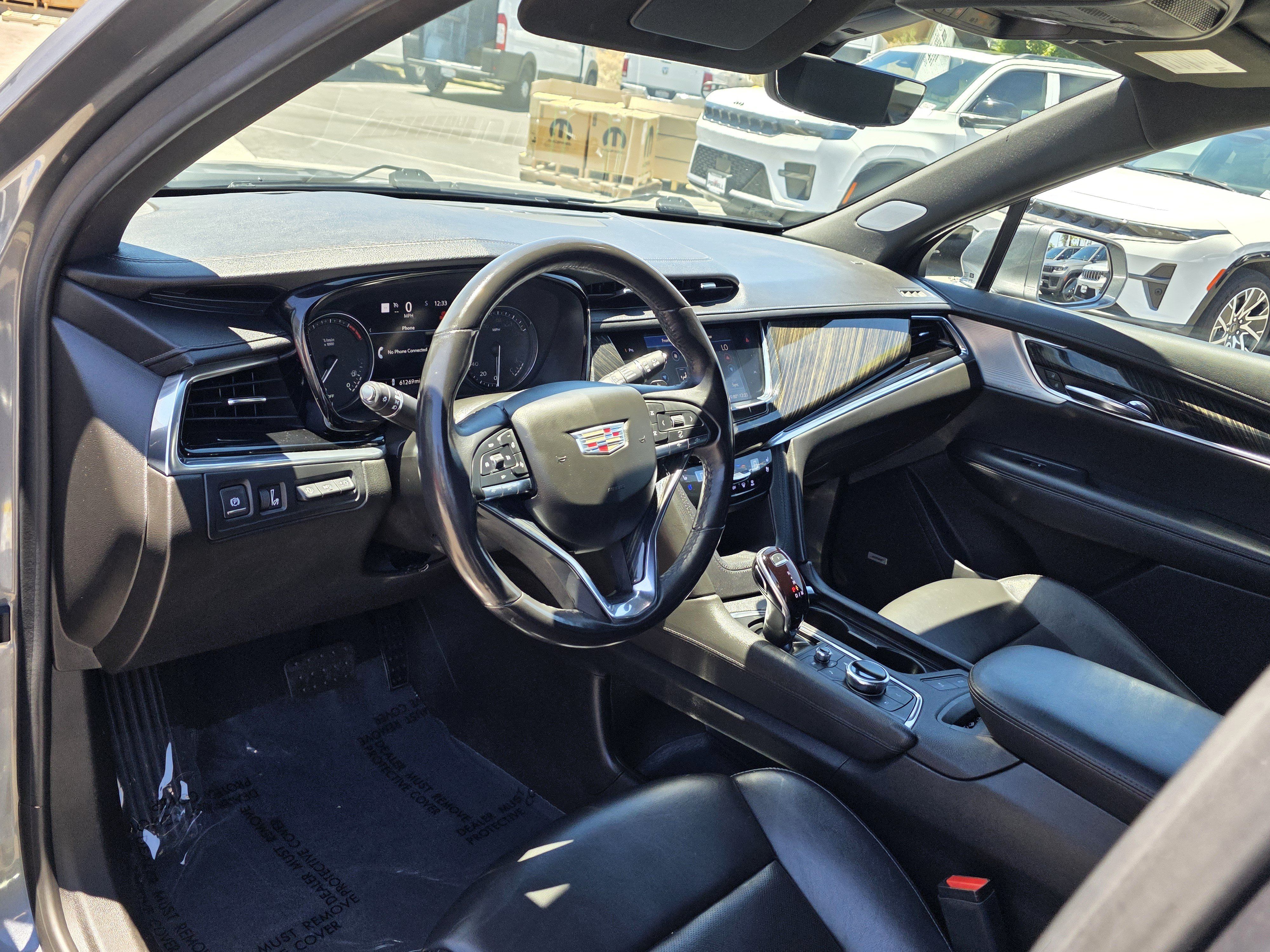 Used 2020 Cadillac XT6 Premium Luxury FWD image 10