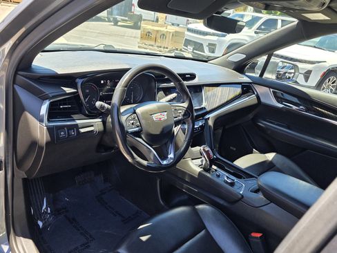 Used 2020 Cadillac XT6 Premium Luxury FWD image 10