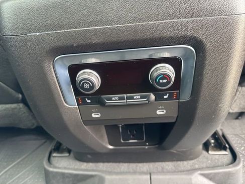 Used 2023 Chevrolet Suburban RST w/ Luxury Package image 13