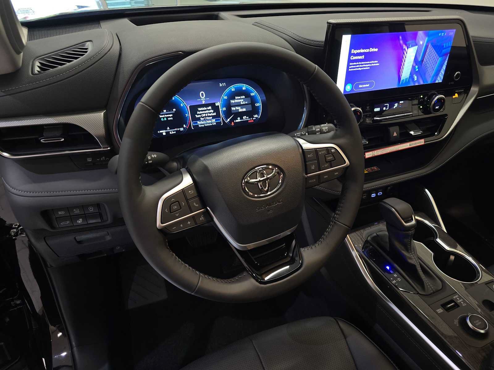 New 2026 Toyota Highlander Platinum AWD/4WD image 2