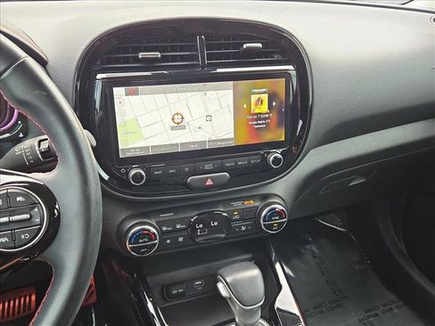 Used 2023 Kia Soul GT-Line FWD image 15