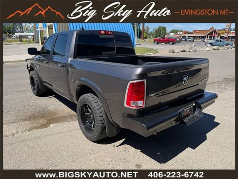 Used 2019 RAM 1500 Laramie w/ Convenience Group AWD/4WD image 5