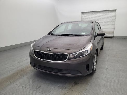 Used 2017 Kia Forte LX w/ LX Popular Package image 15