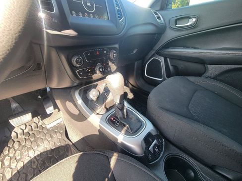 Used 2021 Jeep Compass Sport AWD/4WD image 23