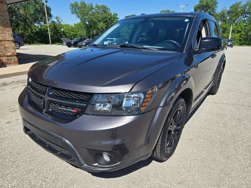 Used 2019 Dodge Journey SE w/ Blacktop Package FWD image 1