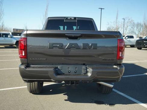 New 2026 RAM 2500 Laramie AWD/4WD image 7