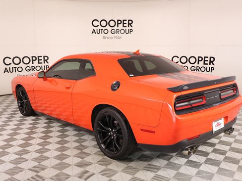 Used 2018 Dodge Challenger SXT Plus RWD image 22