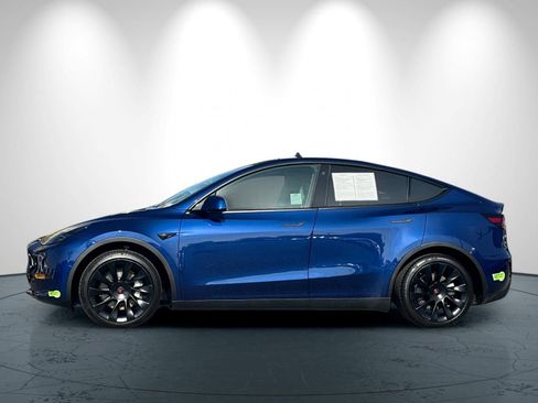 Used 2023 Tesla Model Y Long Range AWD/4WD image 7