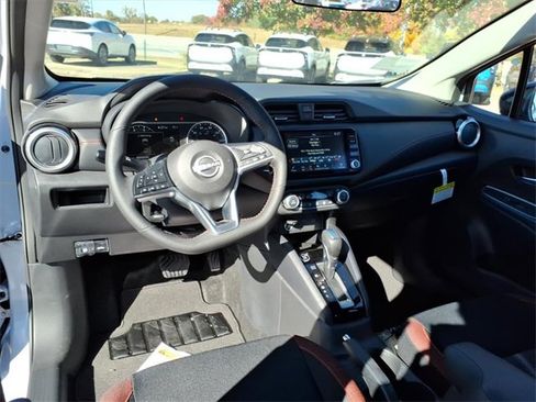 New 2025 Nissan Versa SR w/ Trunk Package image 9