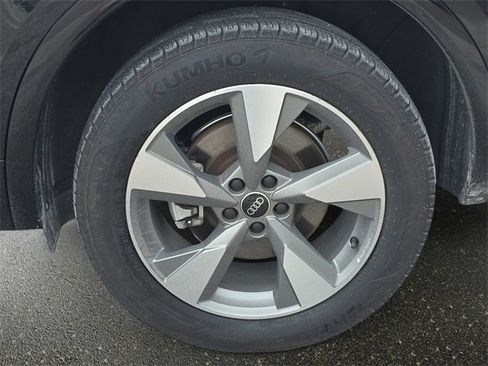Used 2023 Audi Q5 2.0T Premium Plus w/ Premium Plus Package image 37