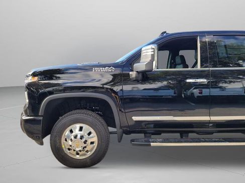 New 2026 Chevrolet Silverado 3500 High Country w/ High Country Premium Package image 23