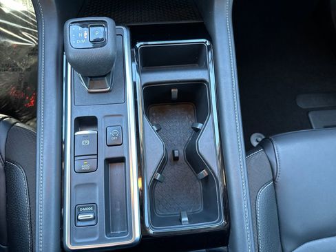 Certified 2022 Nissan Pathfinder SL image 18