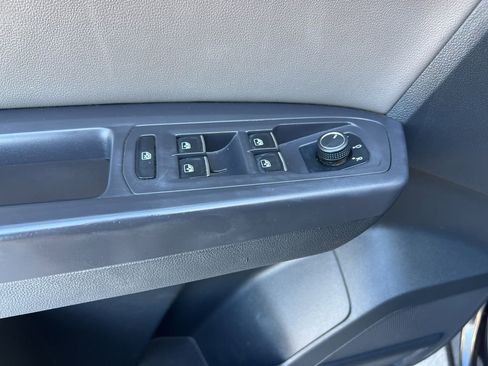 Used 2021 Volkswagen Atlas Cross Sport S w/ Luggage Net & Mats Package image 37