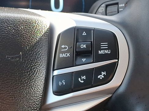 Certified 2025 Ford Explorer Active w/ Active Comfort Package image 20