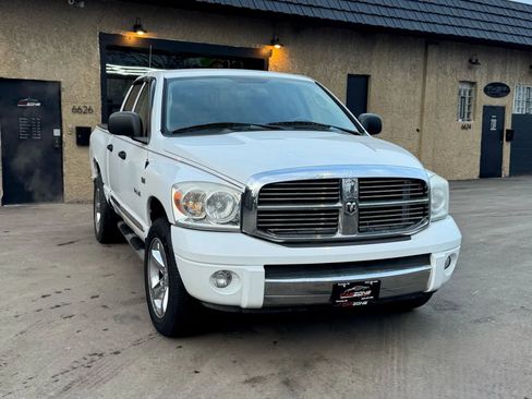 Used 2008 Dodge Ram 1500 Truck Laramie image 3