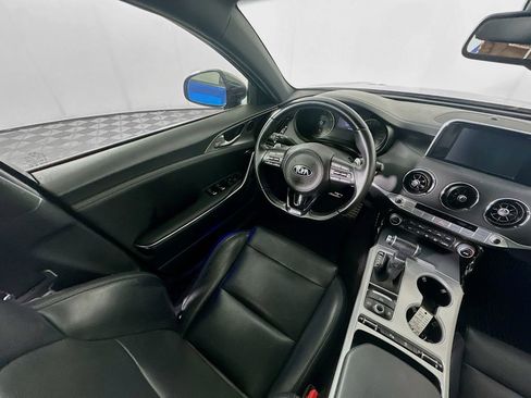 Used 2019 Kia Stinger GT image 9