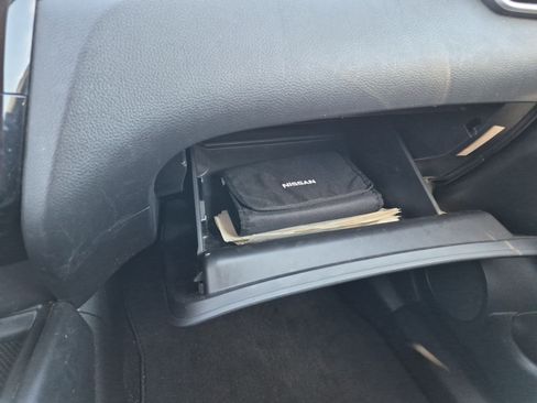 Used 2015 Nissan Rogue SL AWD/4WD image 18