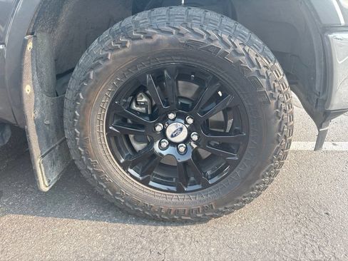 Used 2019 Ford F150 Lariat w/ FX4 Off-Road Package AWD/4WD image 22