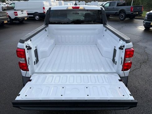 New 2026 Ford Maverick XL image 27