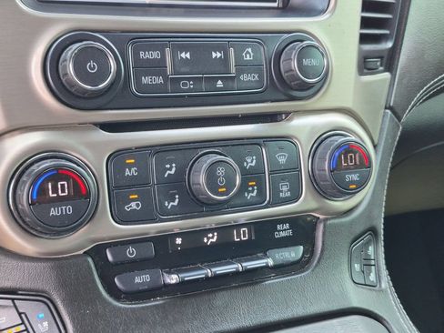 Used 2019 GMC Yukon XL Denali w/ Denali Ultimate Package AWD/4WD image 20