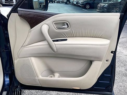 Used 2016 INFINITI QX80 2WD w/ Driver's Assistance Package image 26