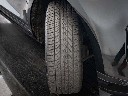 Used 2023 Land Rover Range Rover Evoque S image 37