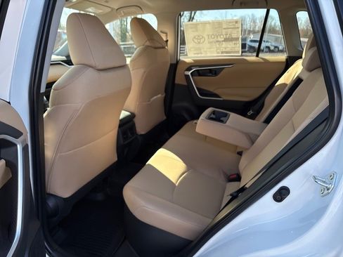 New 2025 Toyota RAV4 LE image 9