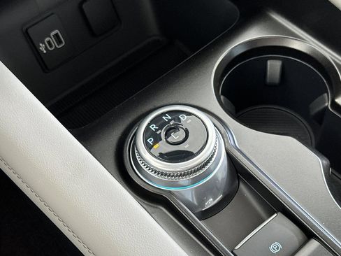 New 2026 Ford Explorer Active w/ Active Comfort Package image 22